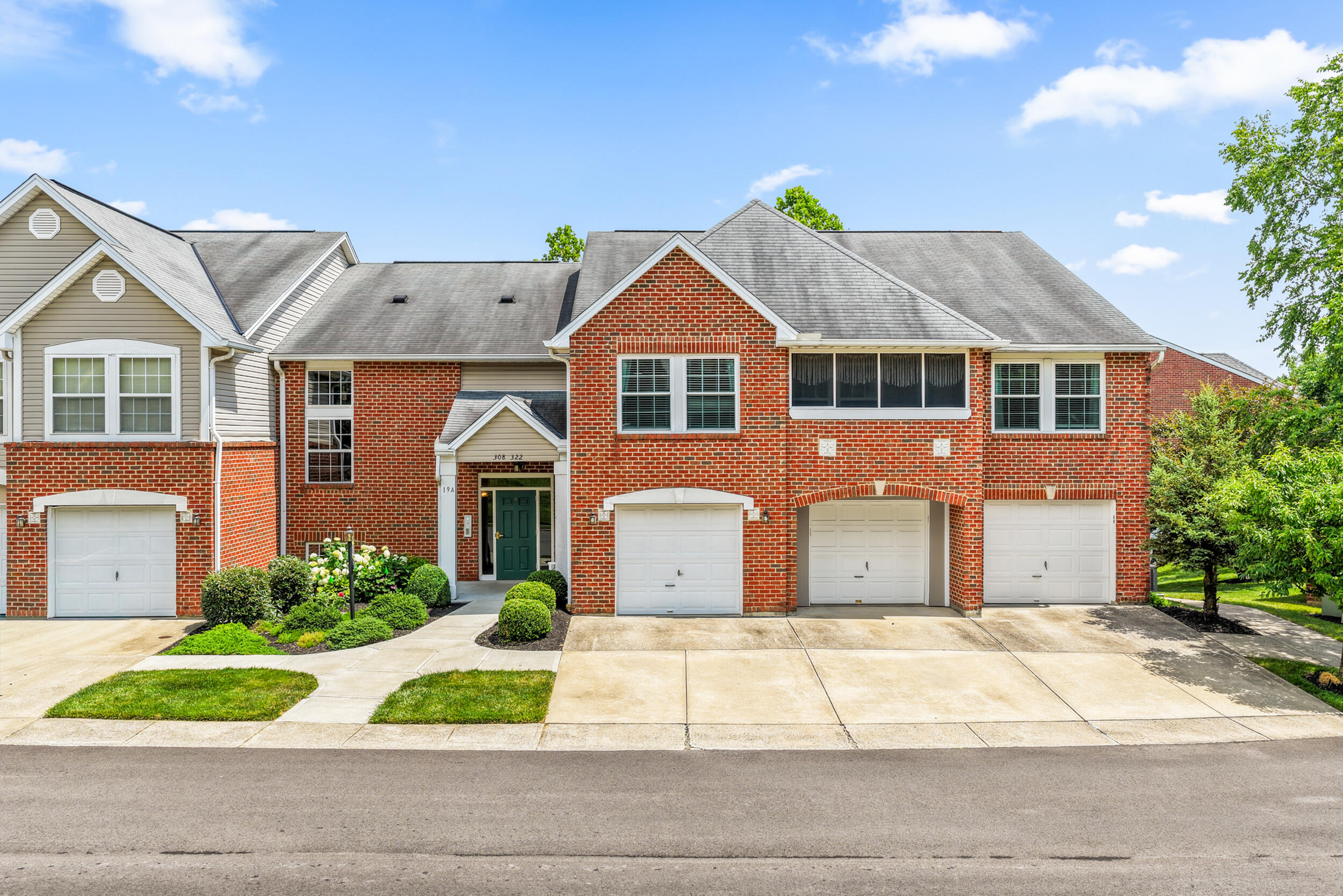 316 Deepwoods Drive