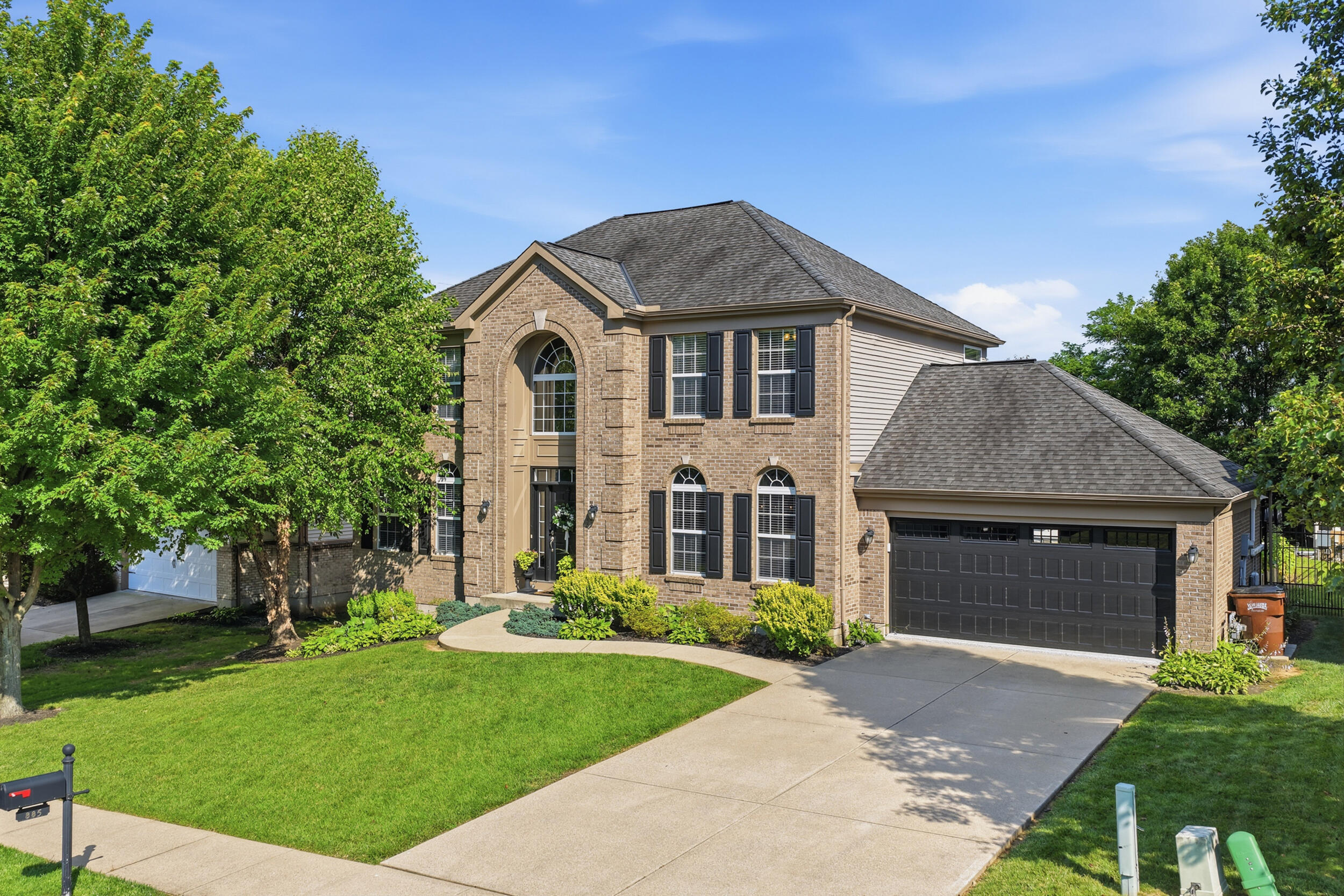 885 Sandstone Ridge