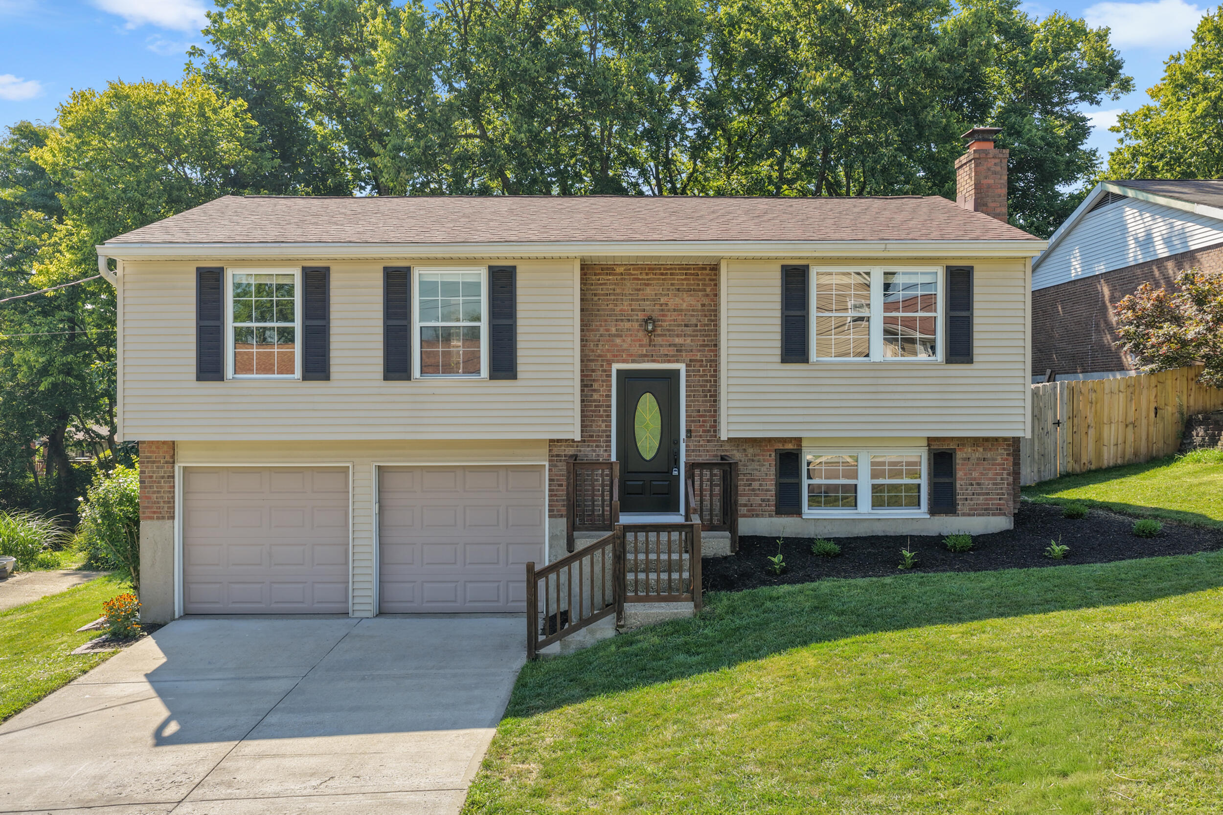 2216 Janes Lane