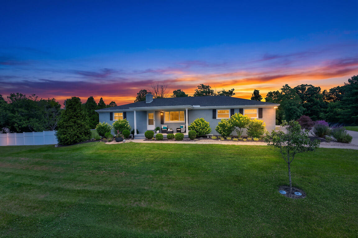 11467 Eagle View
