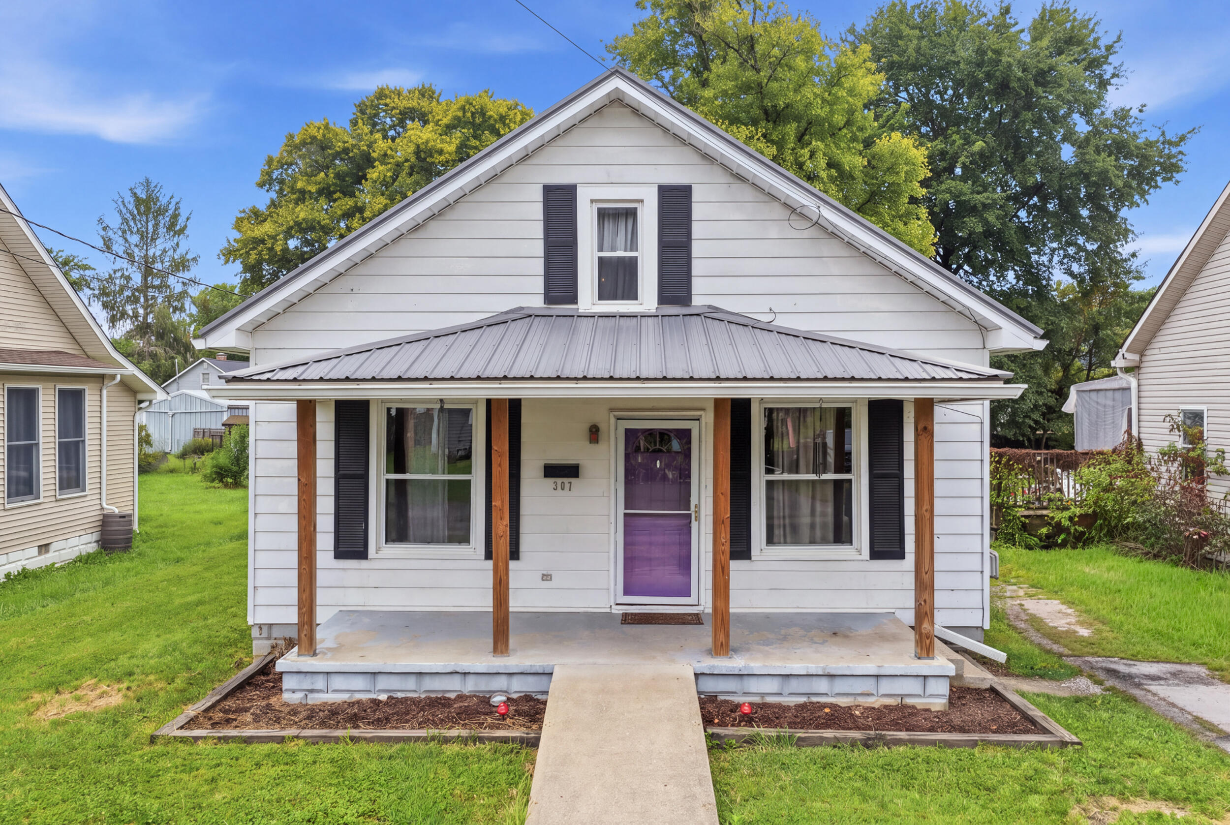 307 Barkley Street