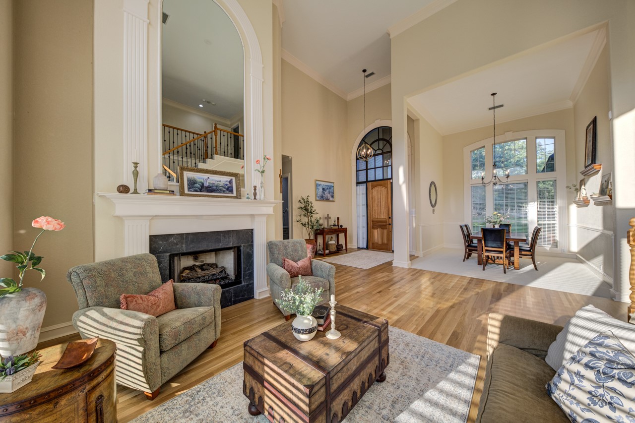 258 W Ridge Street