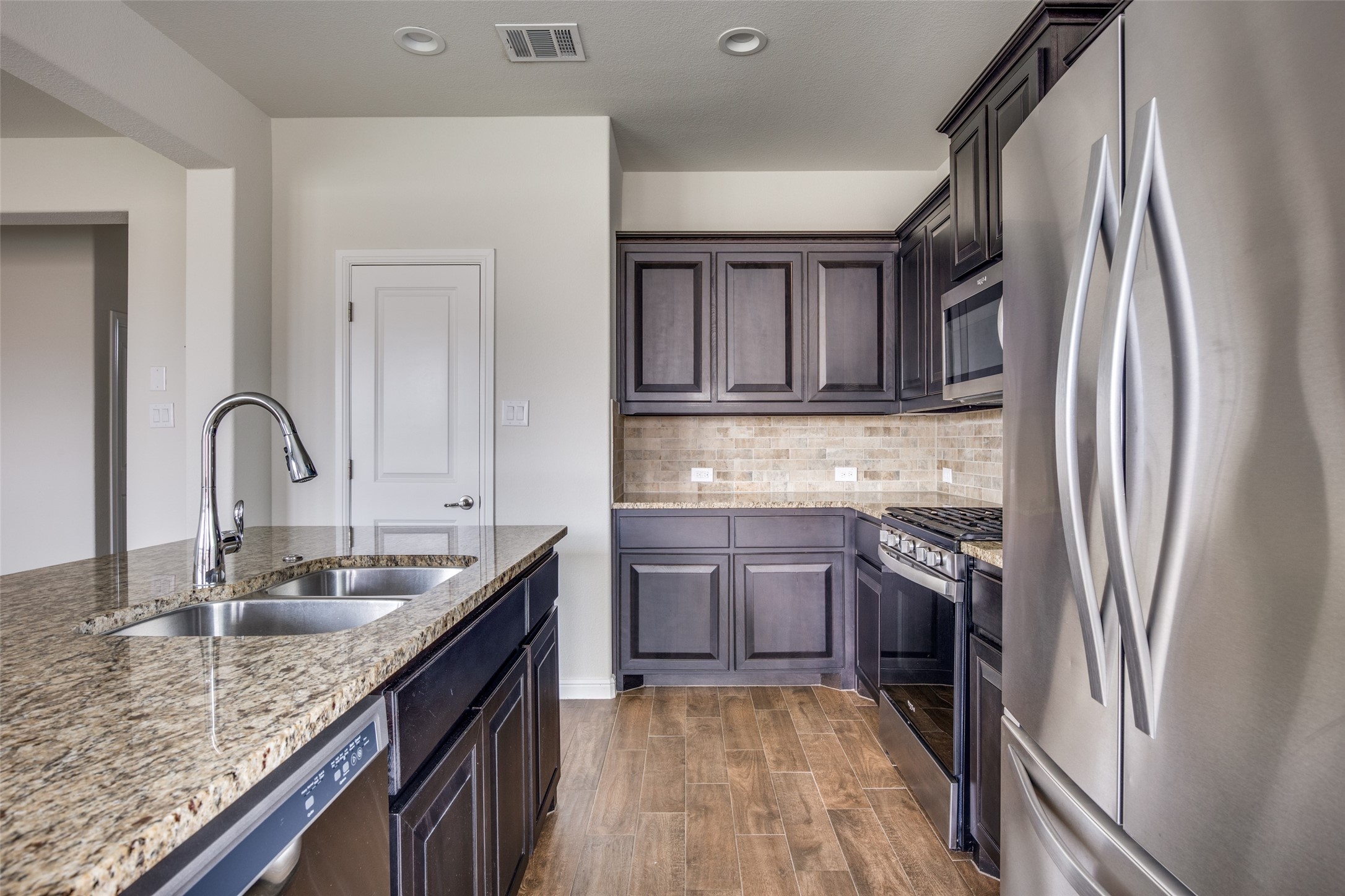 9036 Sycamore Leaf Drive