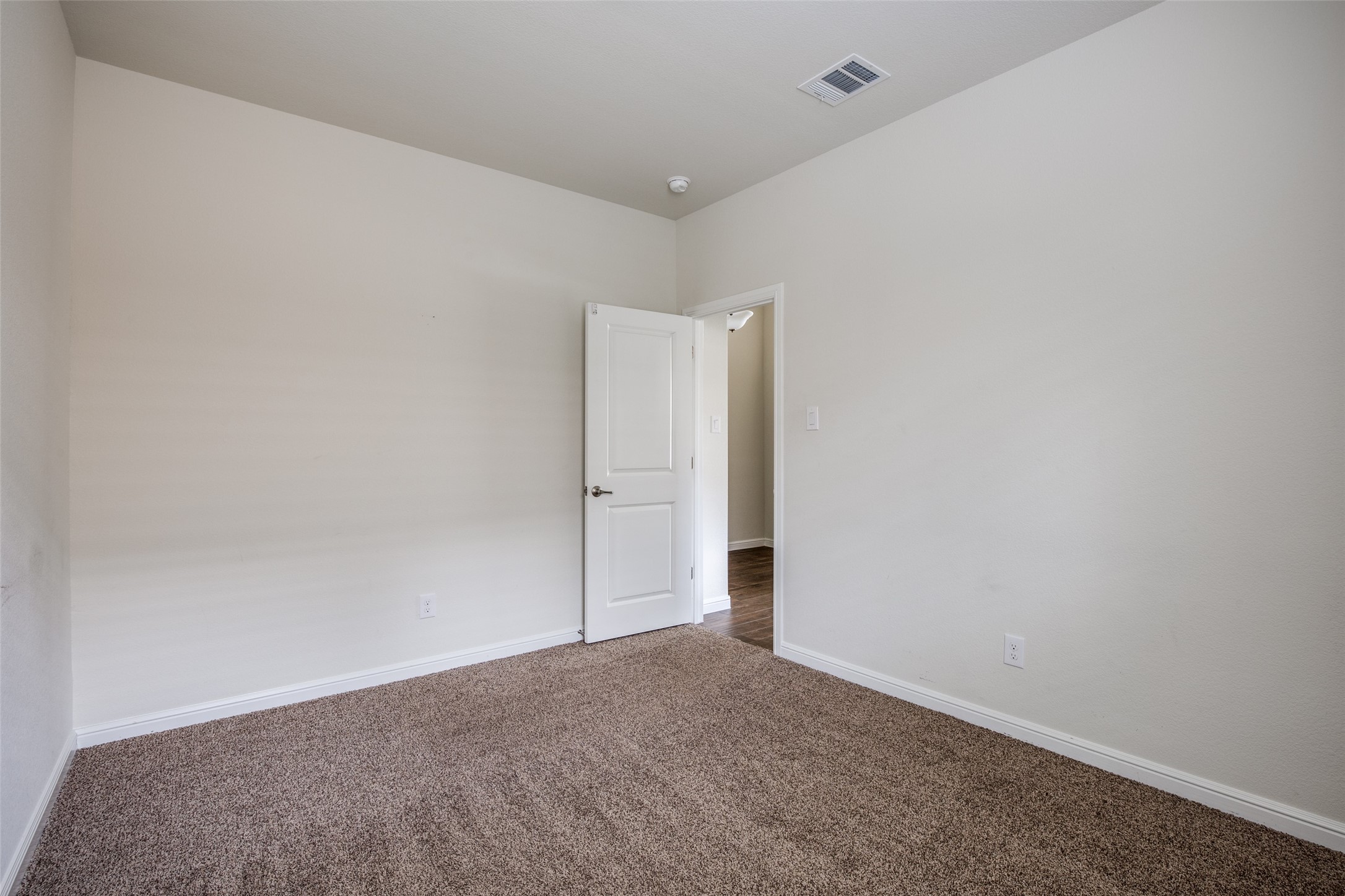 9036 Sycamore Leaf Drive
