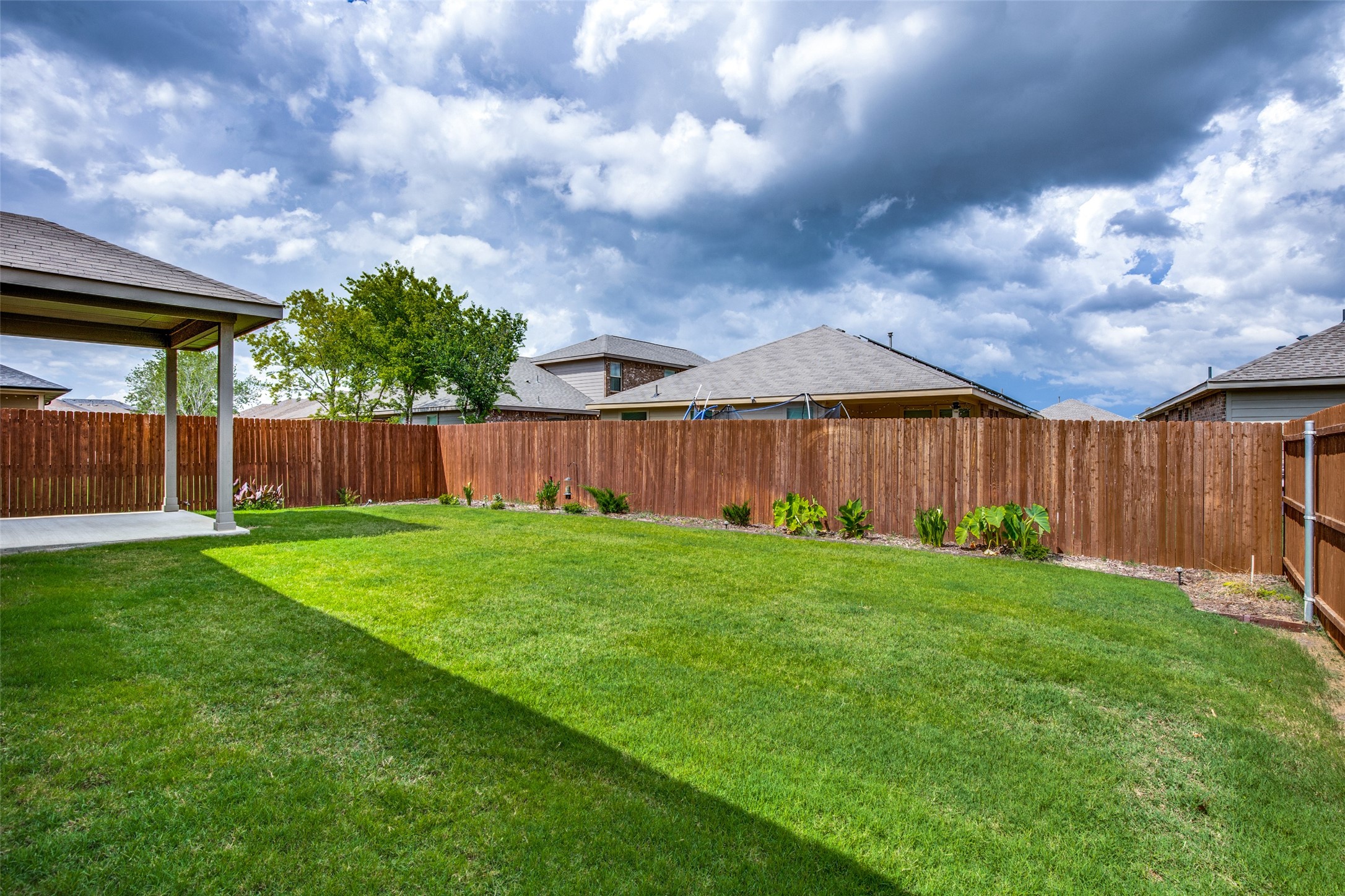 9036 Sycamore Leaf Drive