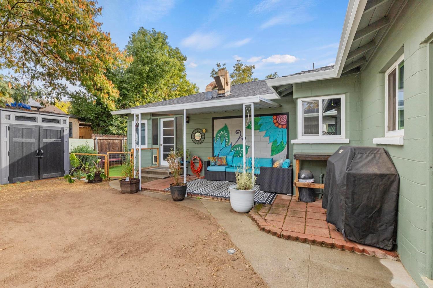 1317 Buchanan Street