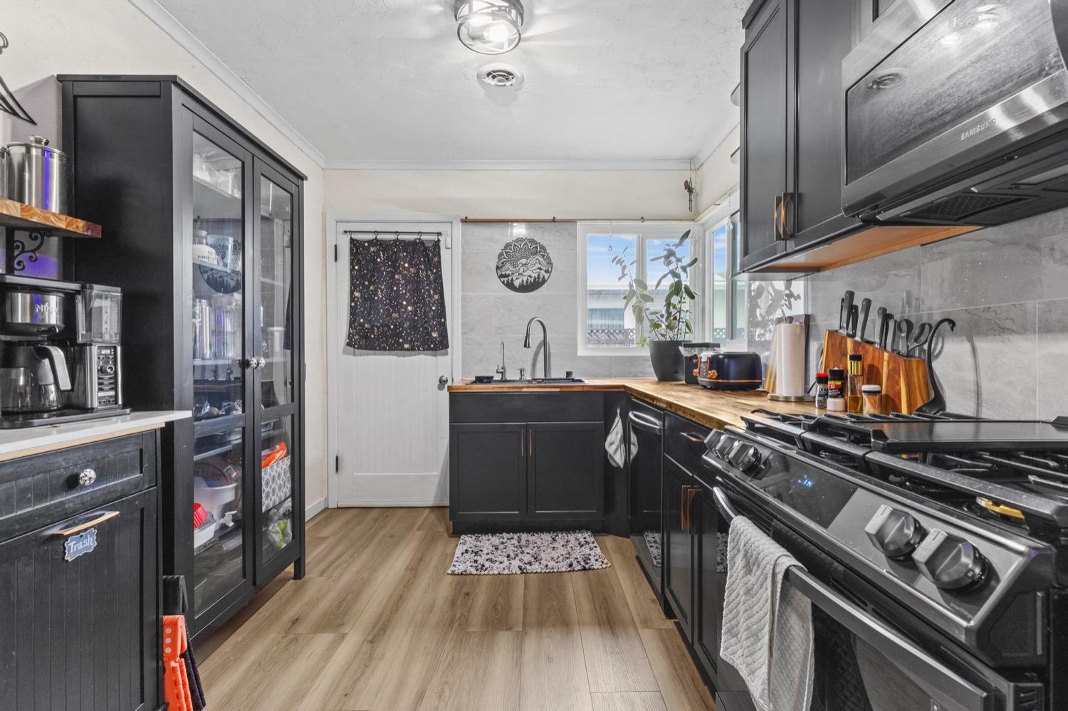 1317 Buchanan Street