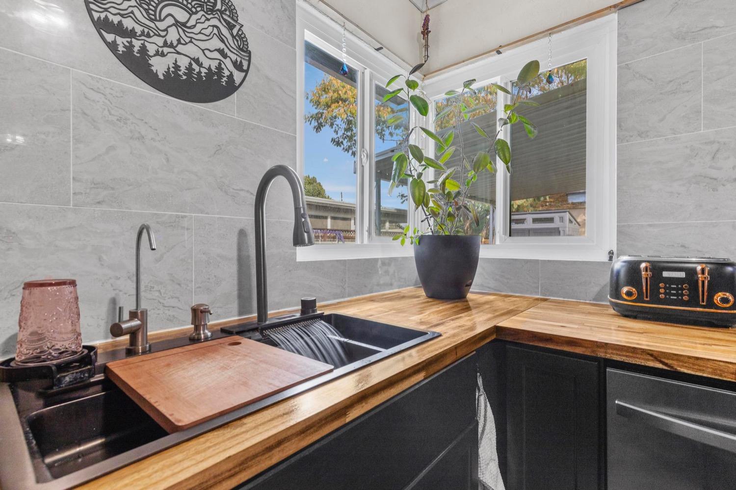 1317 Buchanan Street