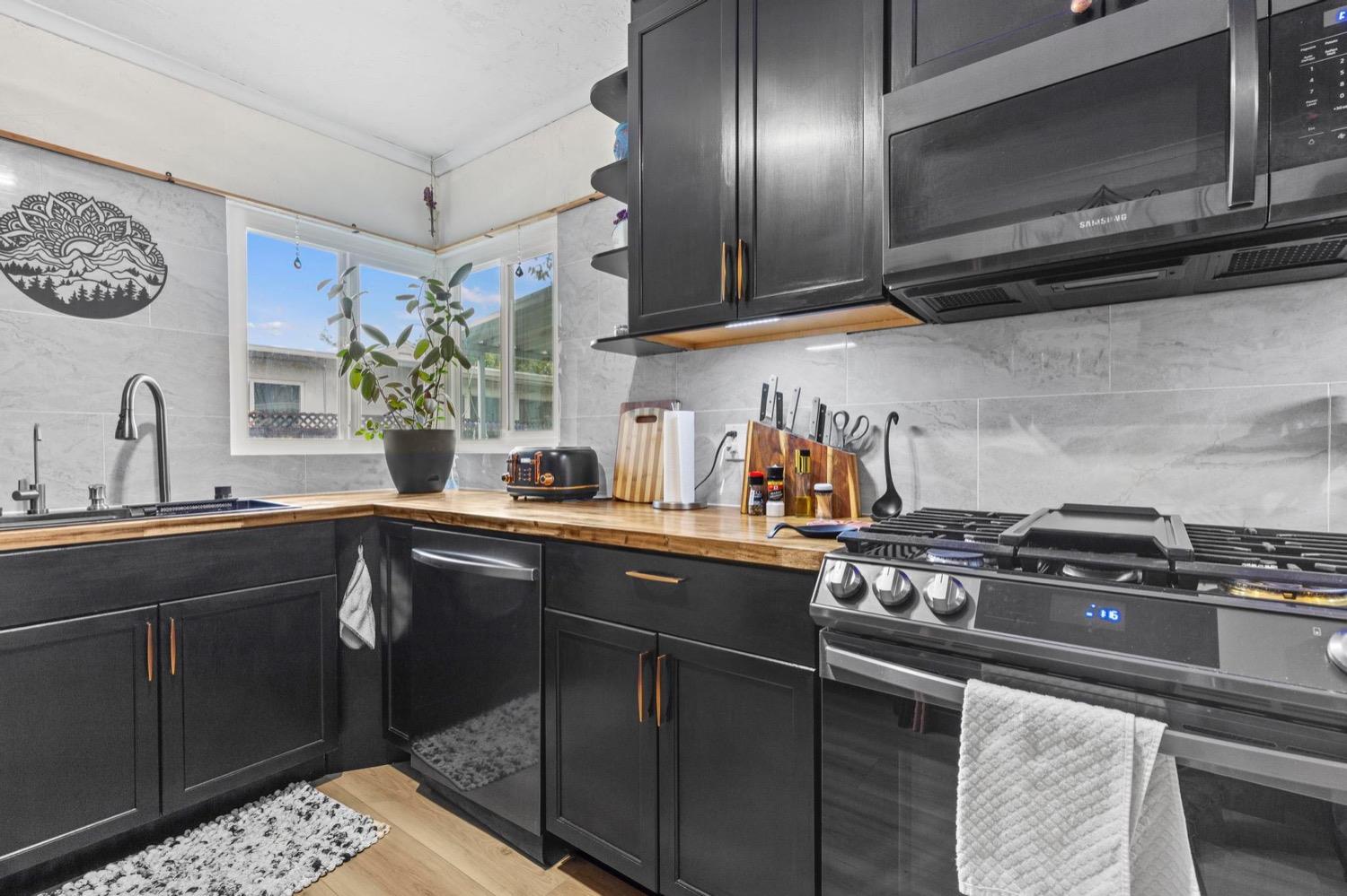 1317 Buchanan Street