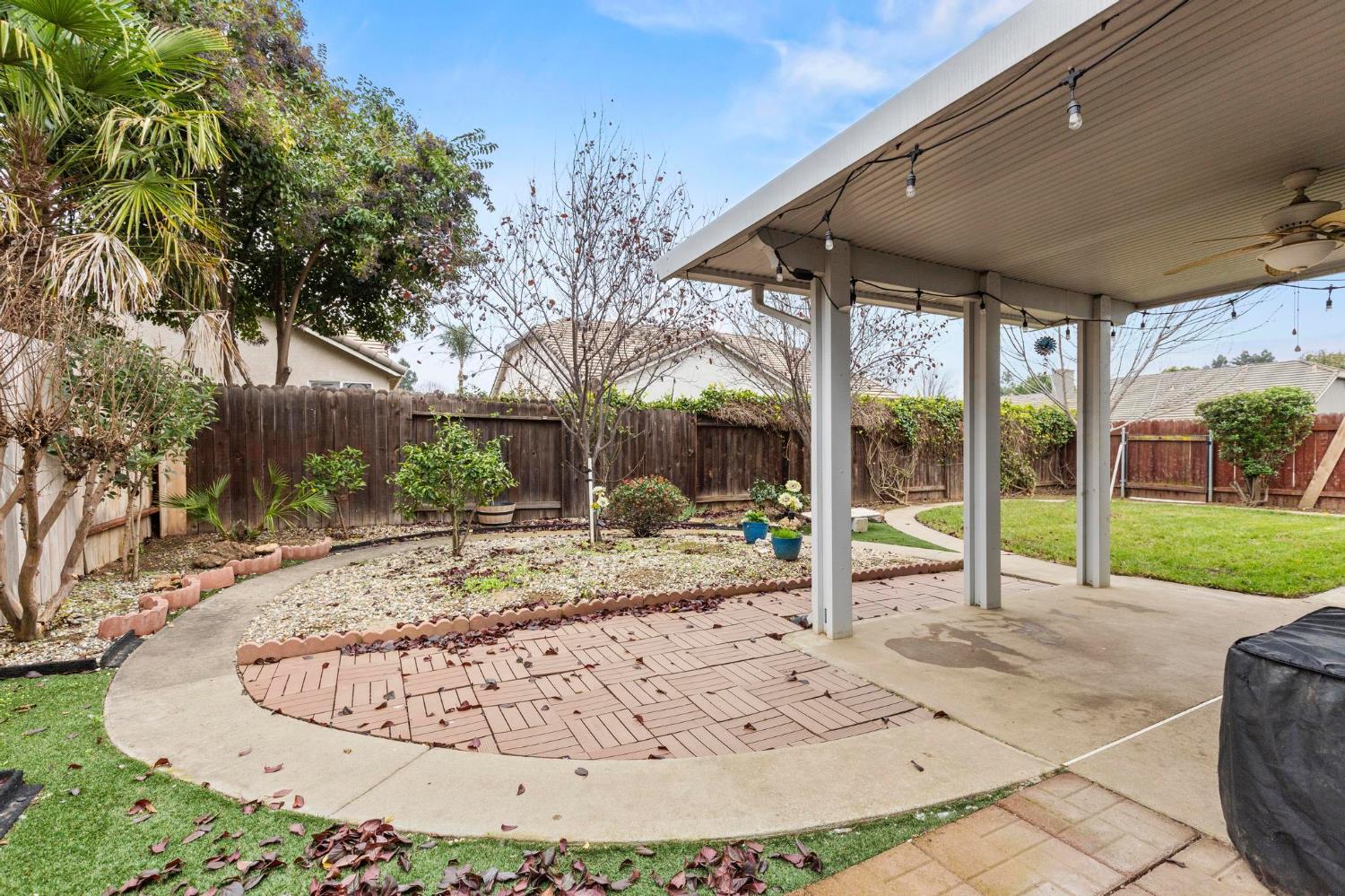 1090 Portola Valley Road