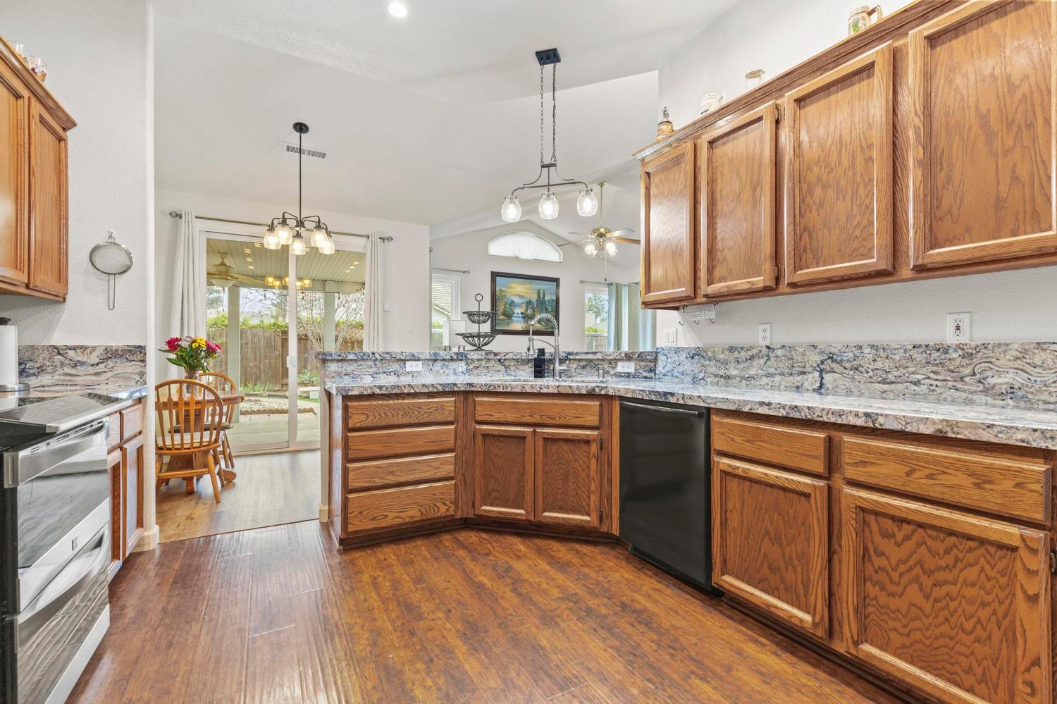 1090 Portola Valley Road