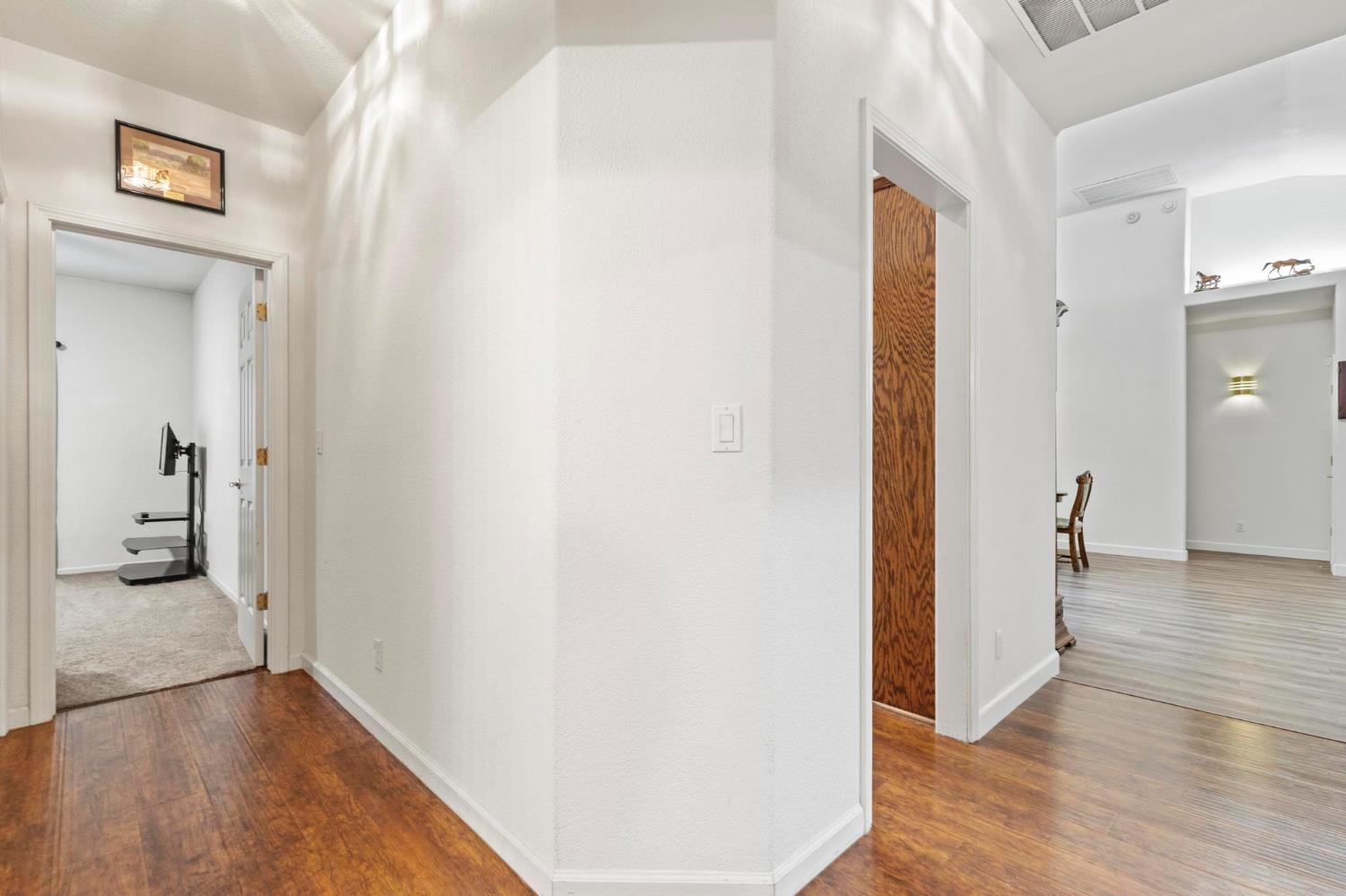 1090 Portola Valley Road