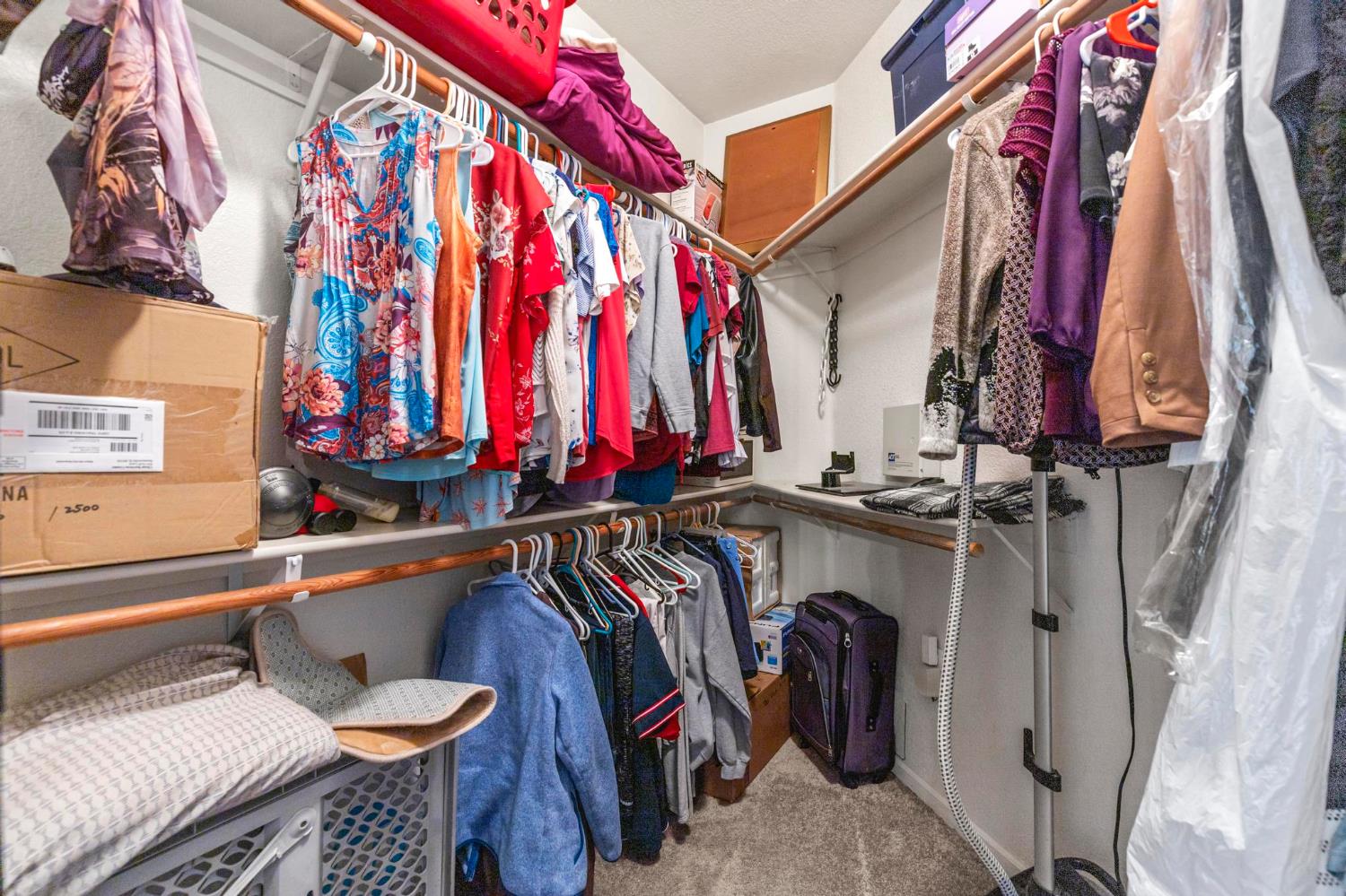 1090 Portola Valley Road