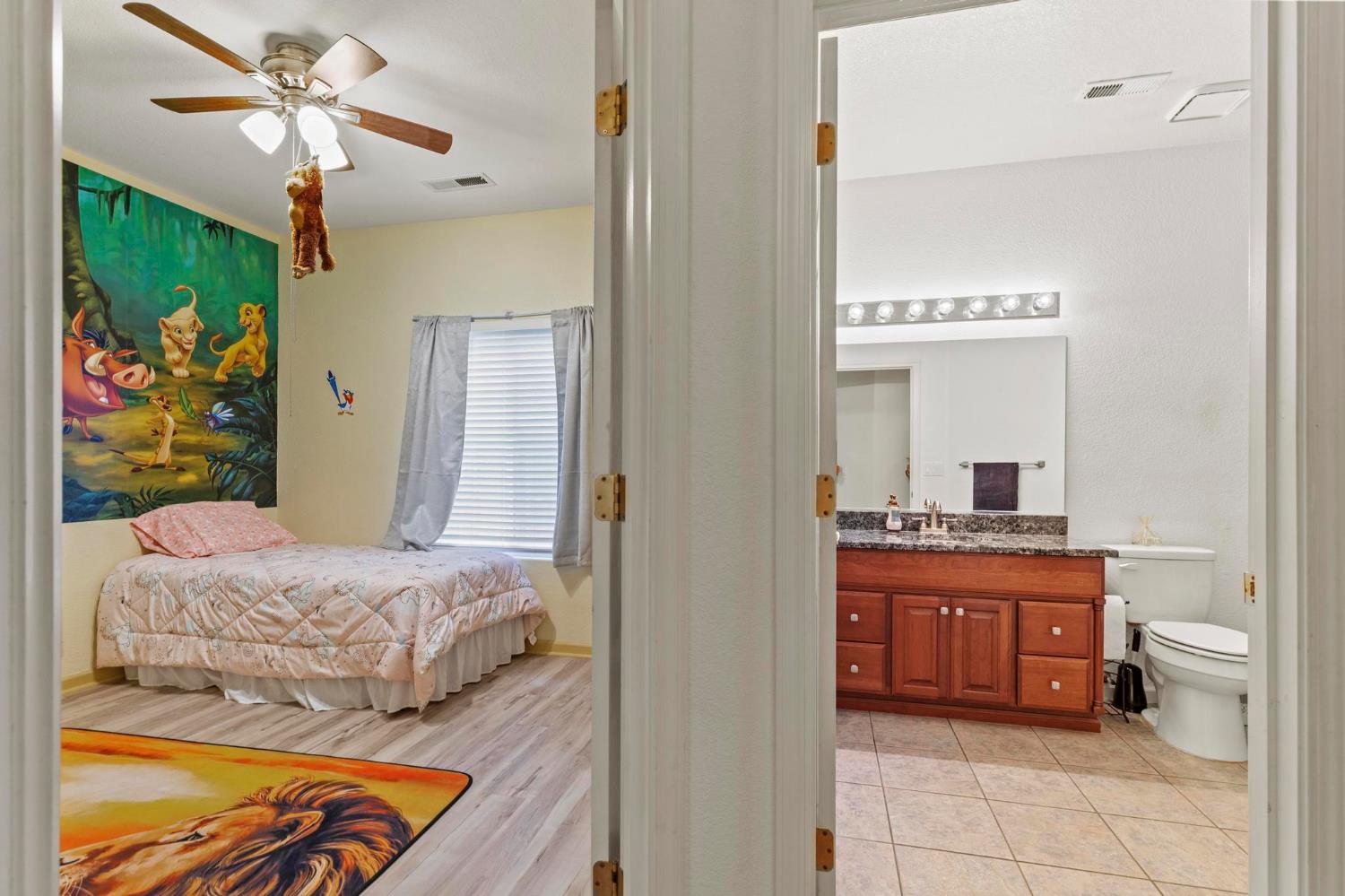 1090 Portola Valley Road