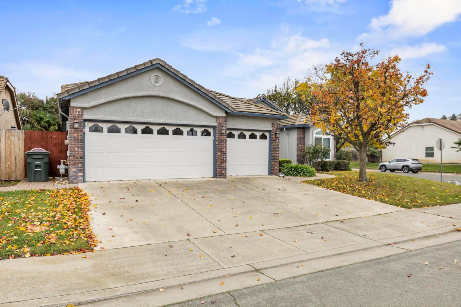 1090 Portola Valley Road