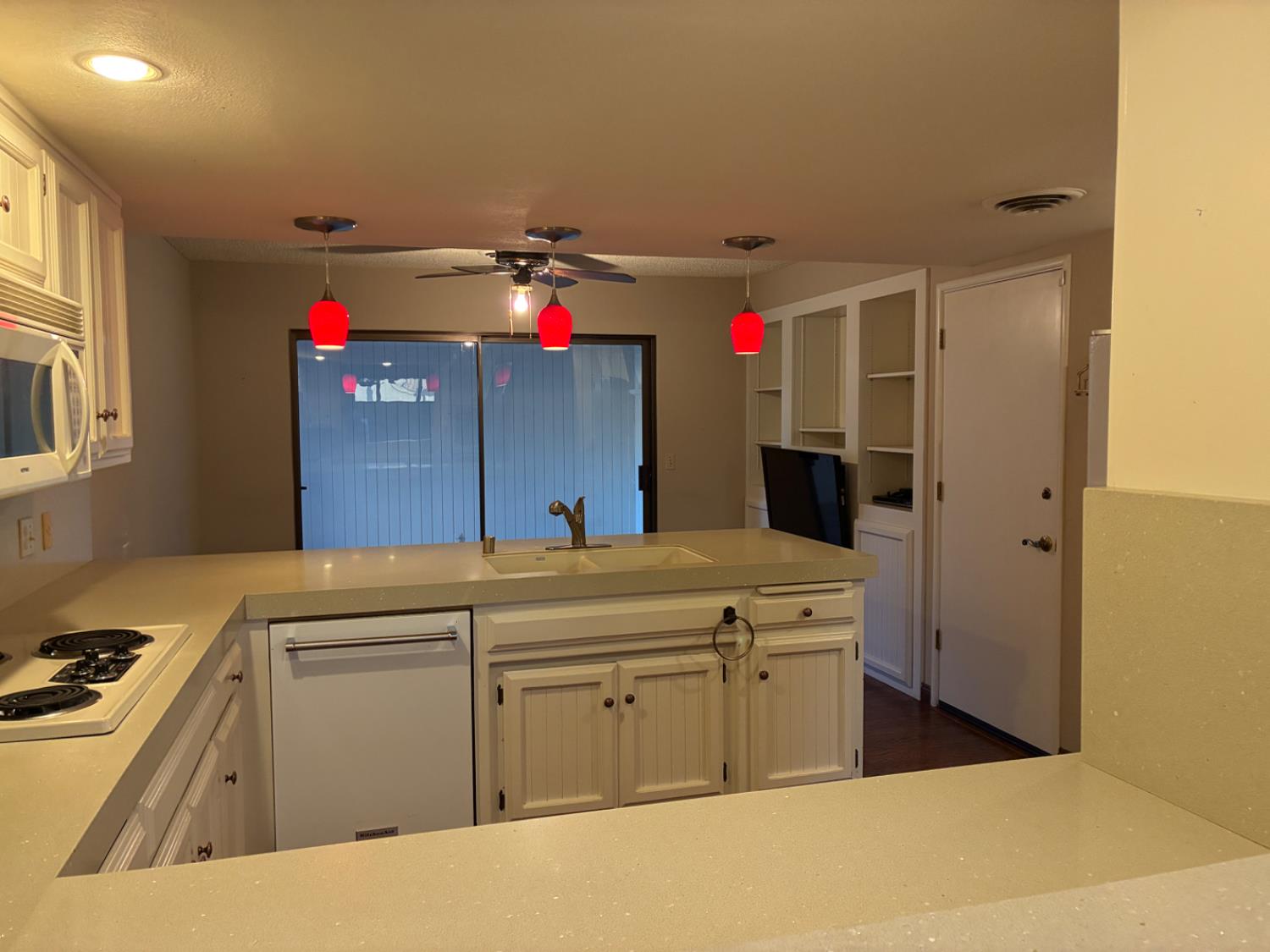 1529 Lincoln Road 25