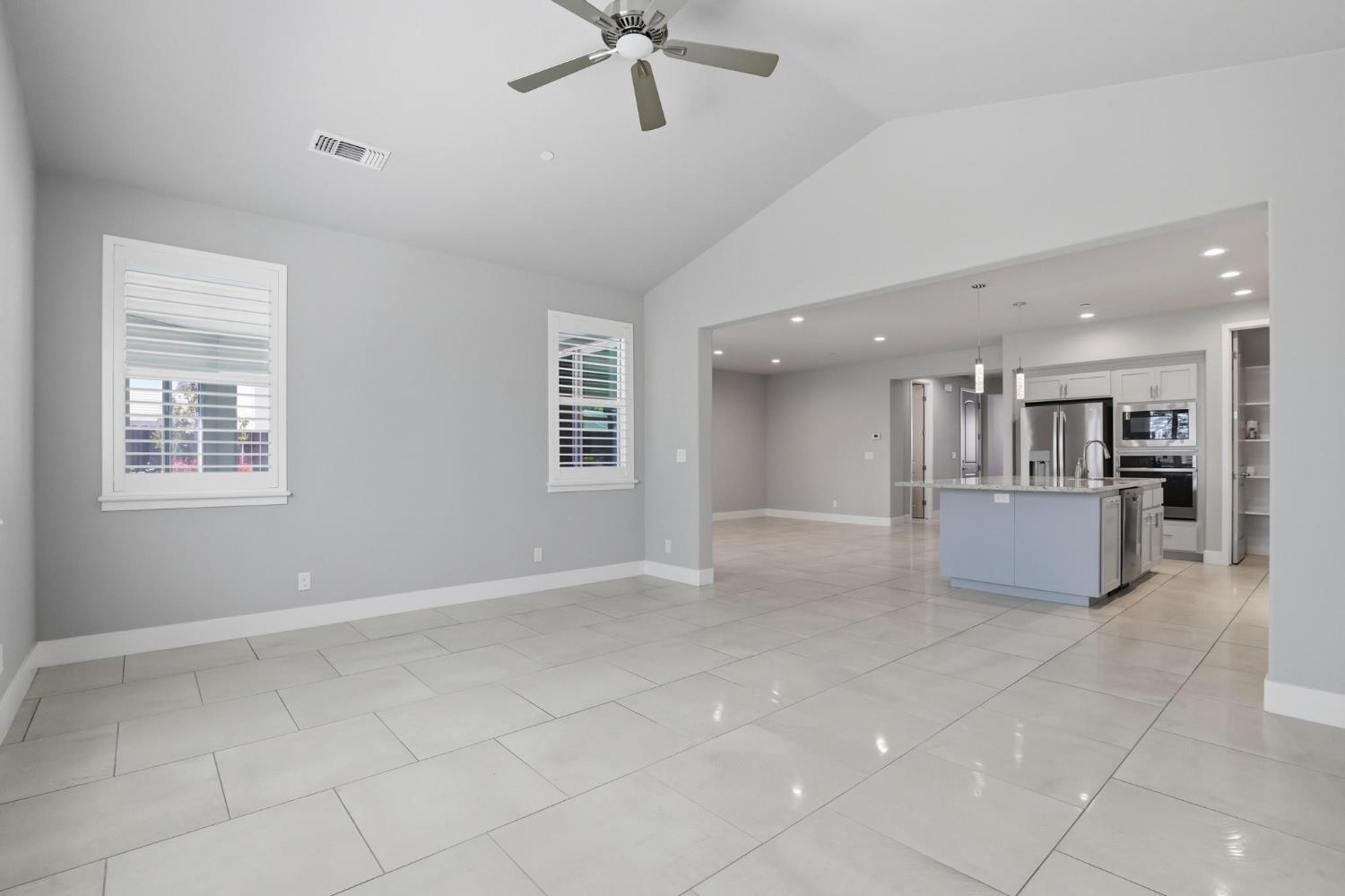 885 Buckingham Drive