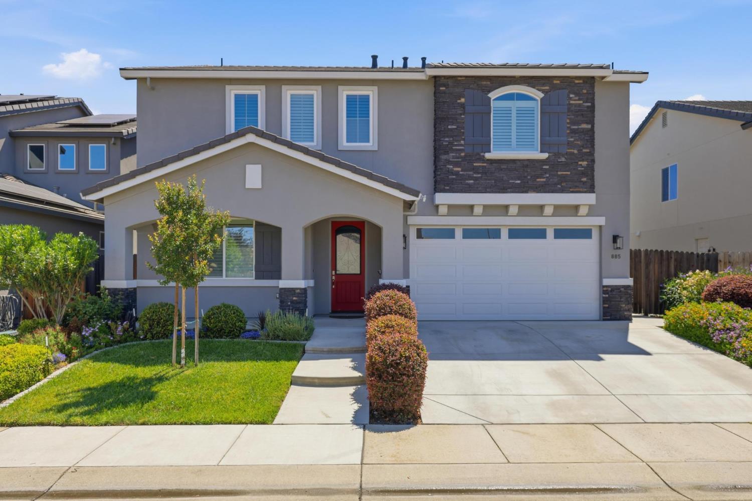 885 Buckingham Drive
