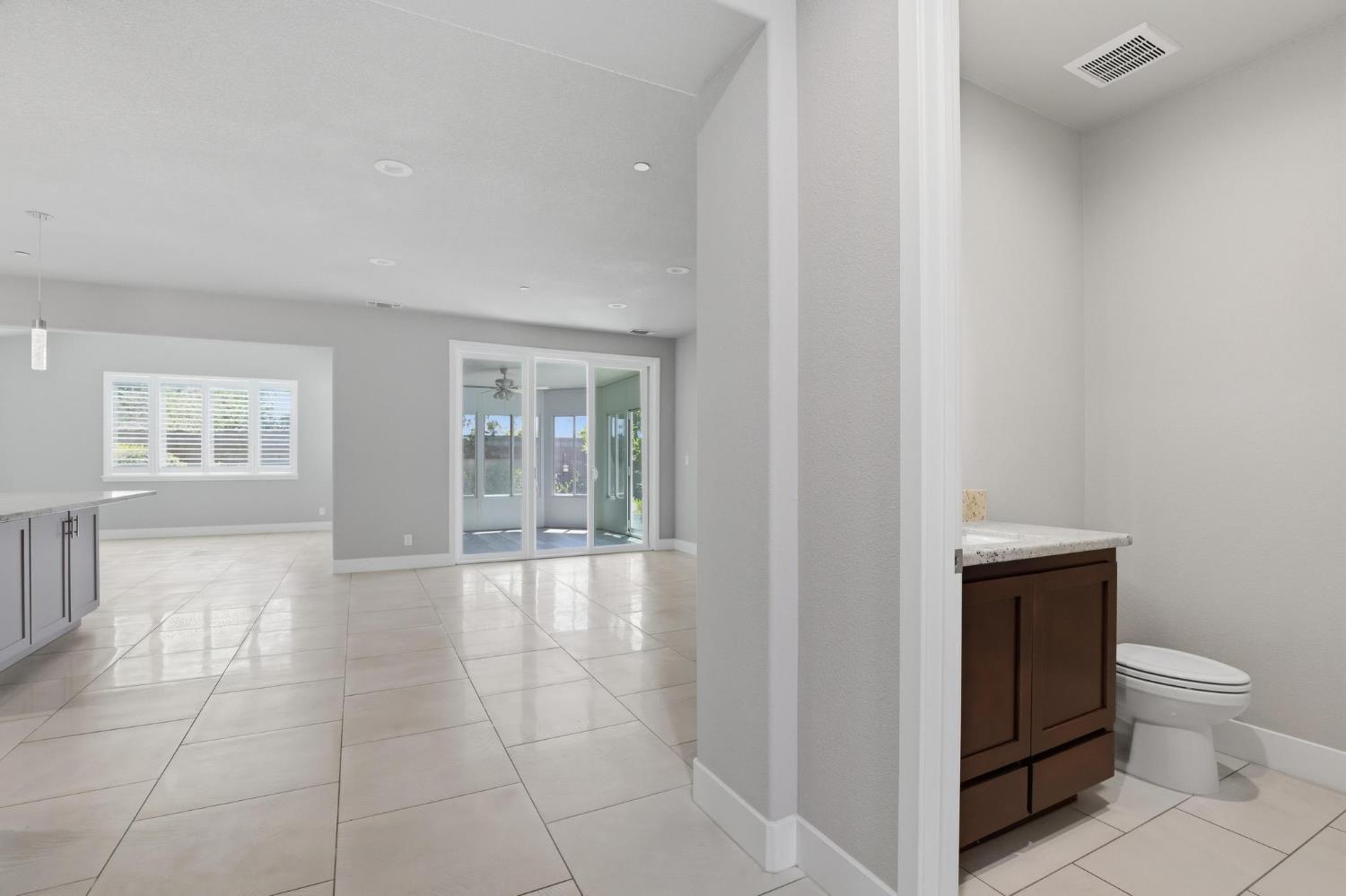 885 Buckingham Drive