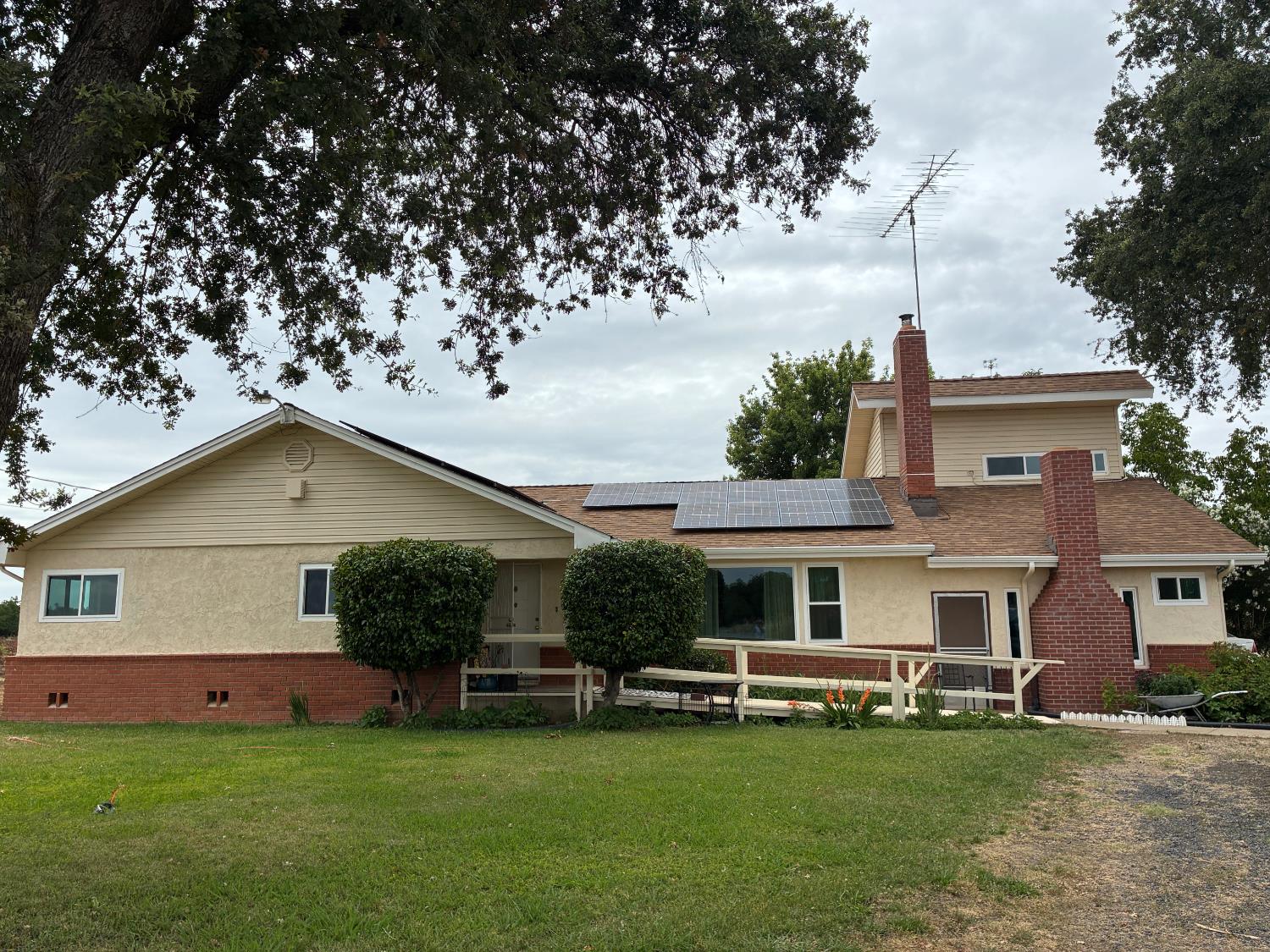 949 Keith Avenue
