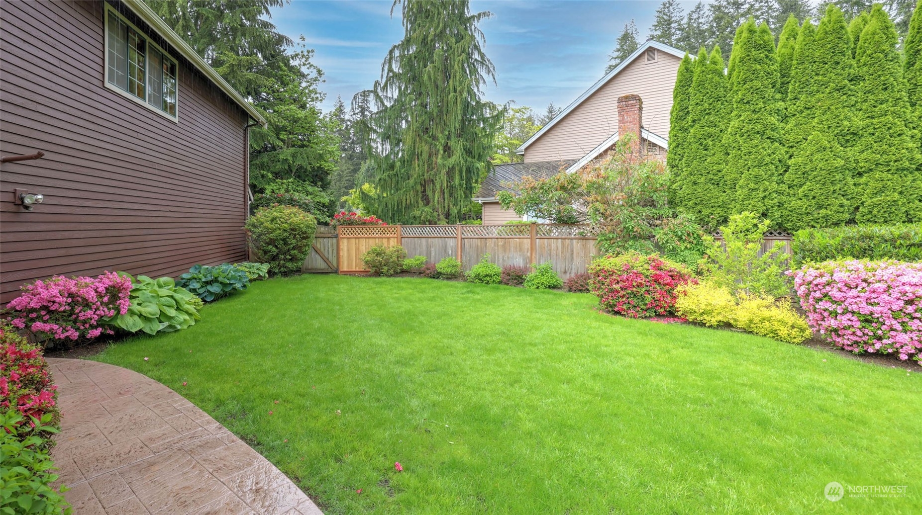 23022 SE 40th Place