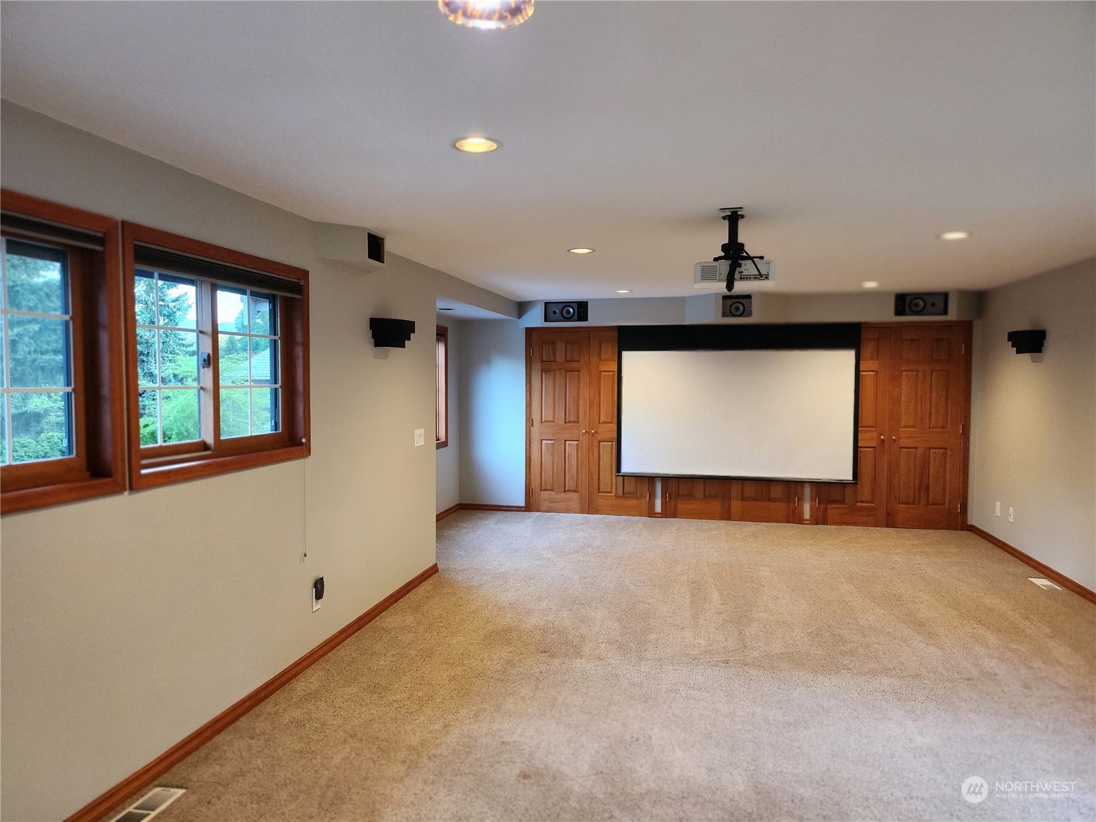 23022 SE 40th Place