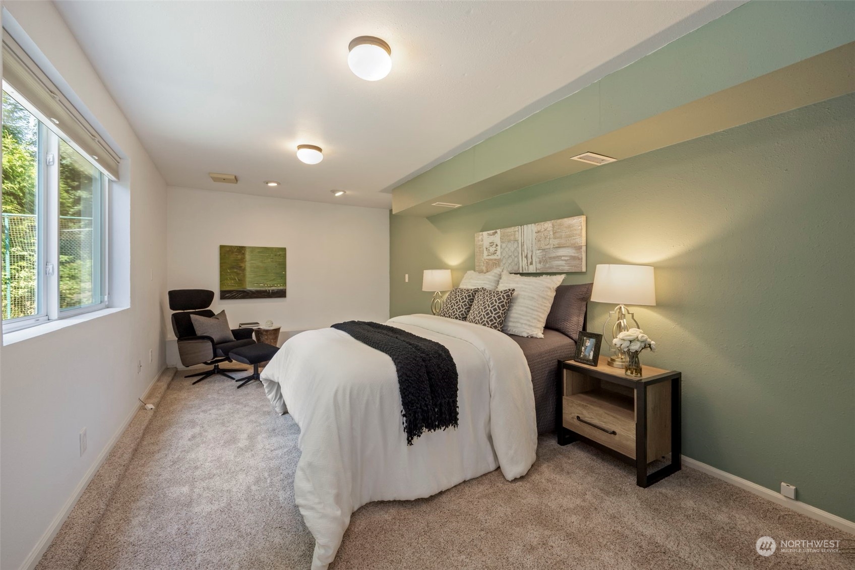 15704 NE 105th Court