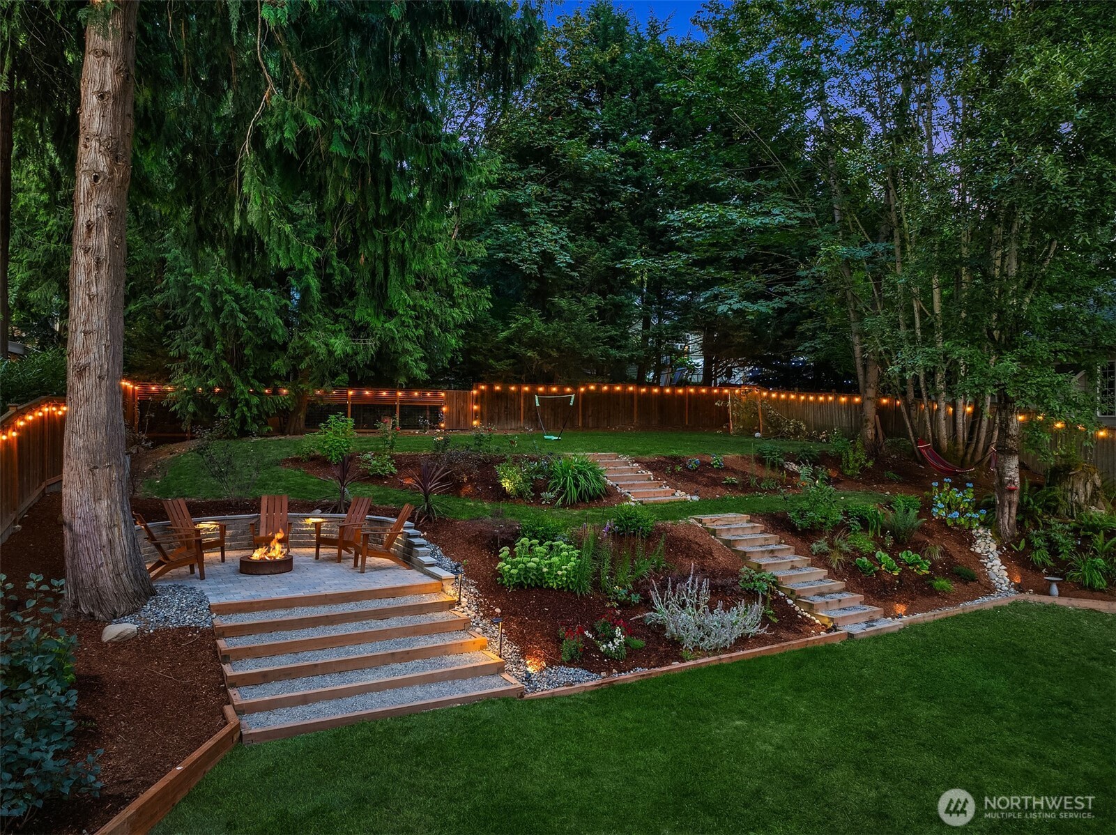 22 Louis Thompson Road SE