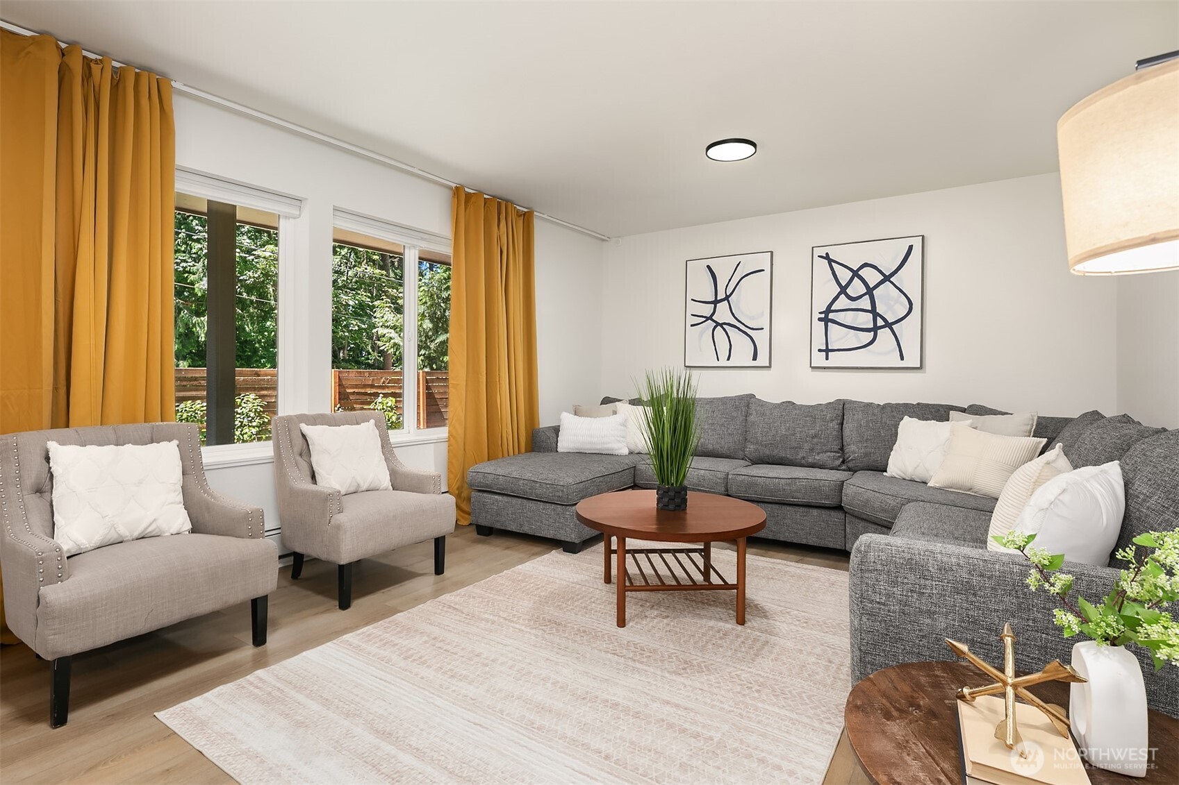 22 Louis Thompson Road SE