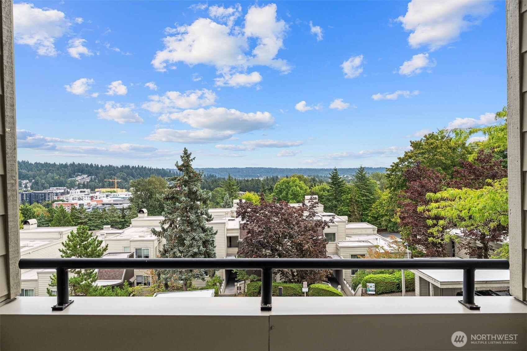 7391 Old Redmond Road Unit: 220