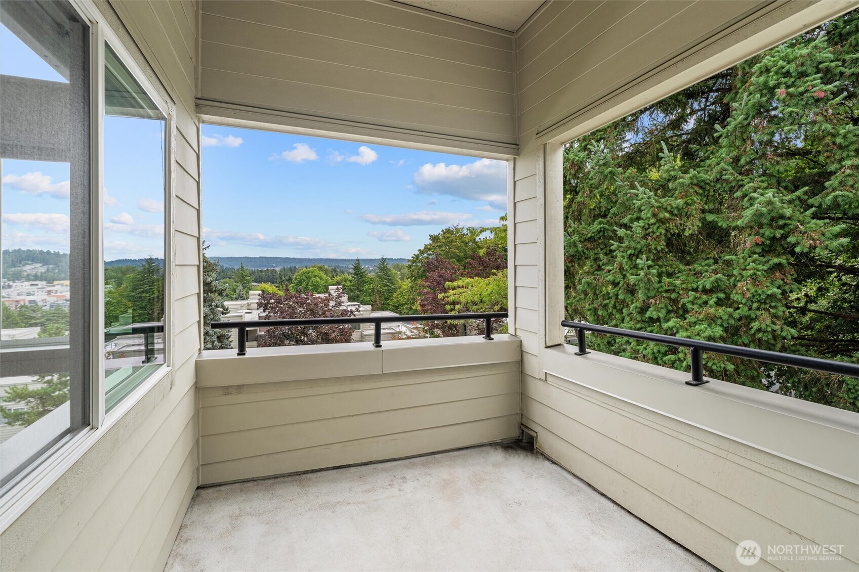7391 Old Redmond Road Unit: 220
