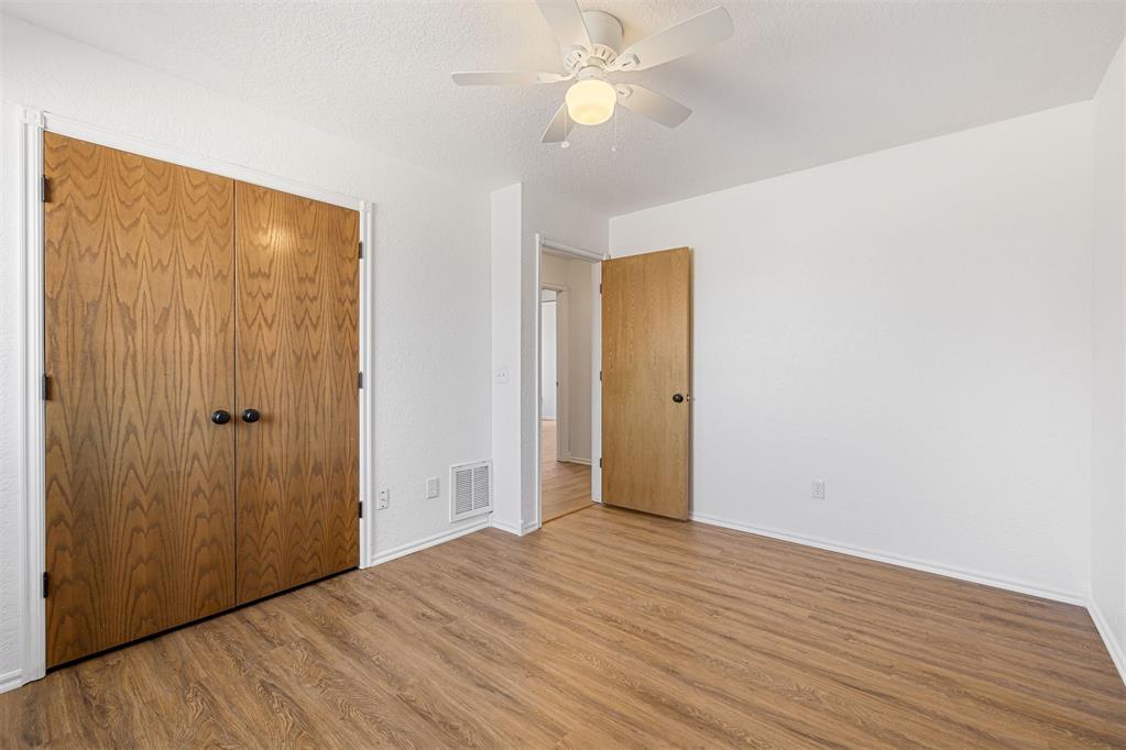 222 NE 9th Street
