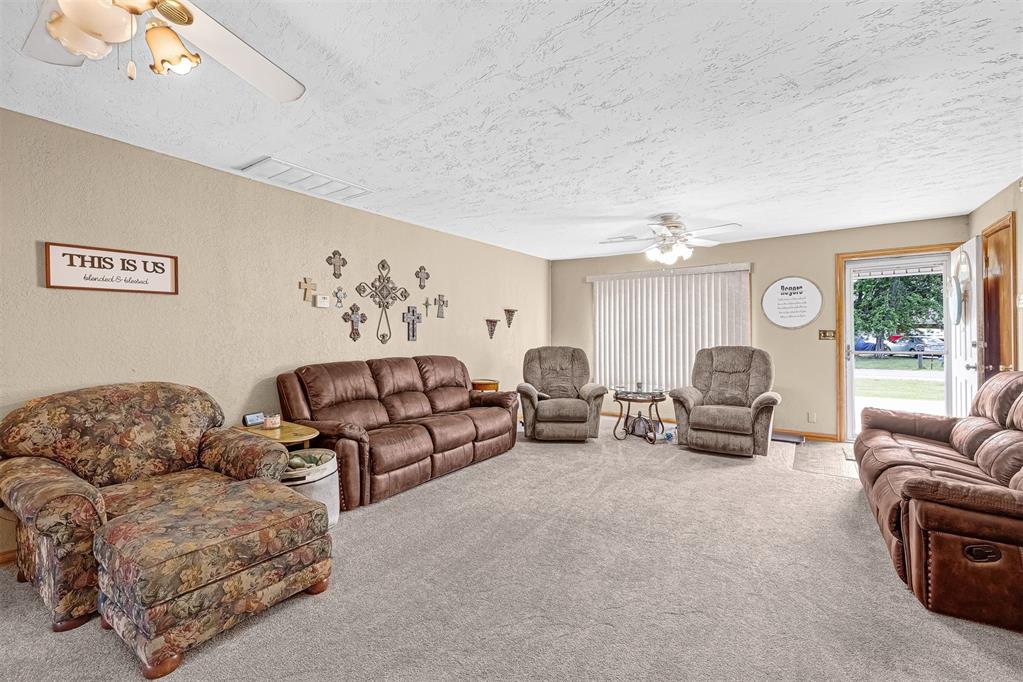 2845 Poplar Drive