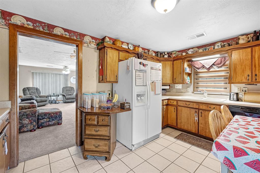 2845 Poplar Drive