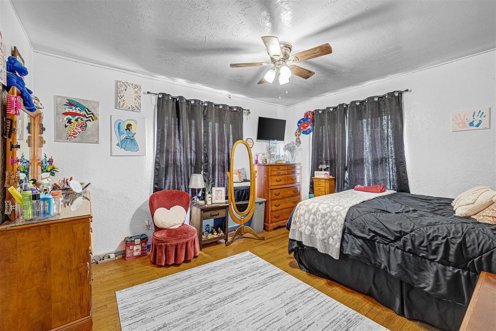 2845 Poplar Drive