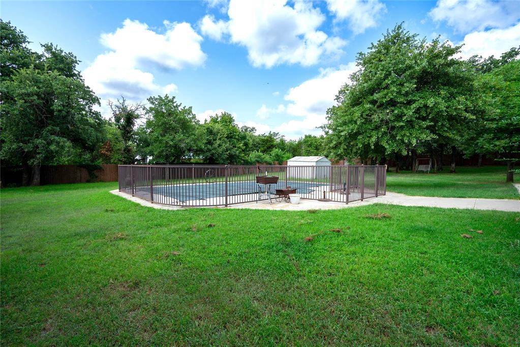 1700 Fox Run Lane