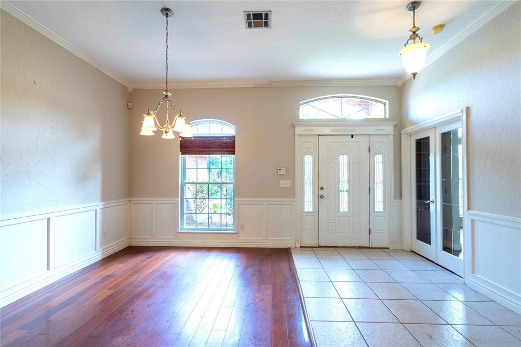 1700 Fox Run Lane