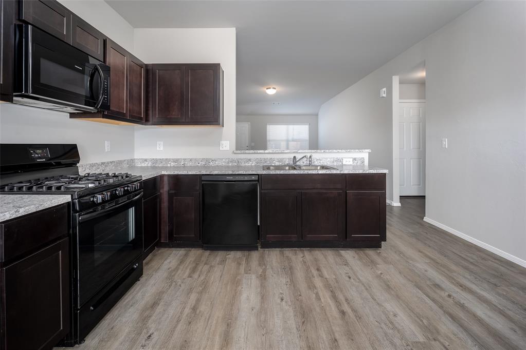 510 E Kinder-Wells Boulevard