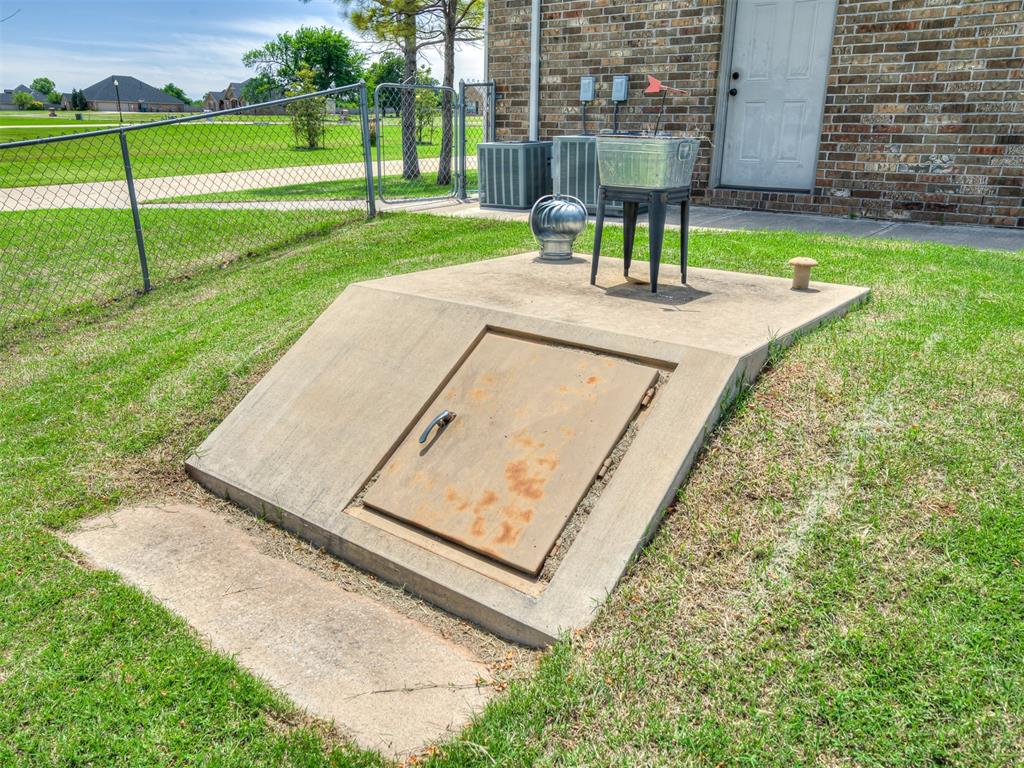 1960 Bermuda Drive