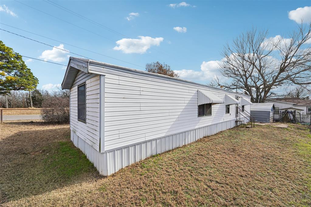 303 S 1st Street