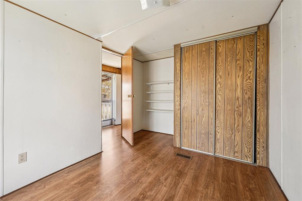 303 S 1st Street