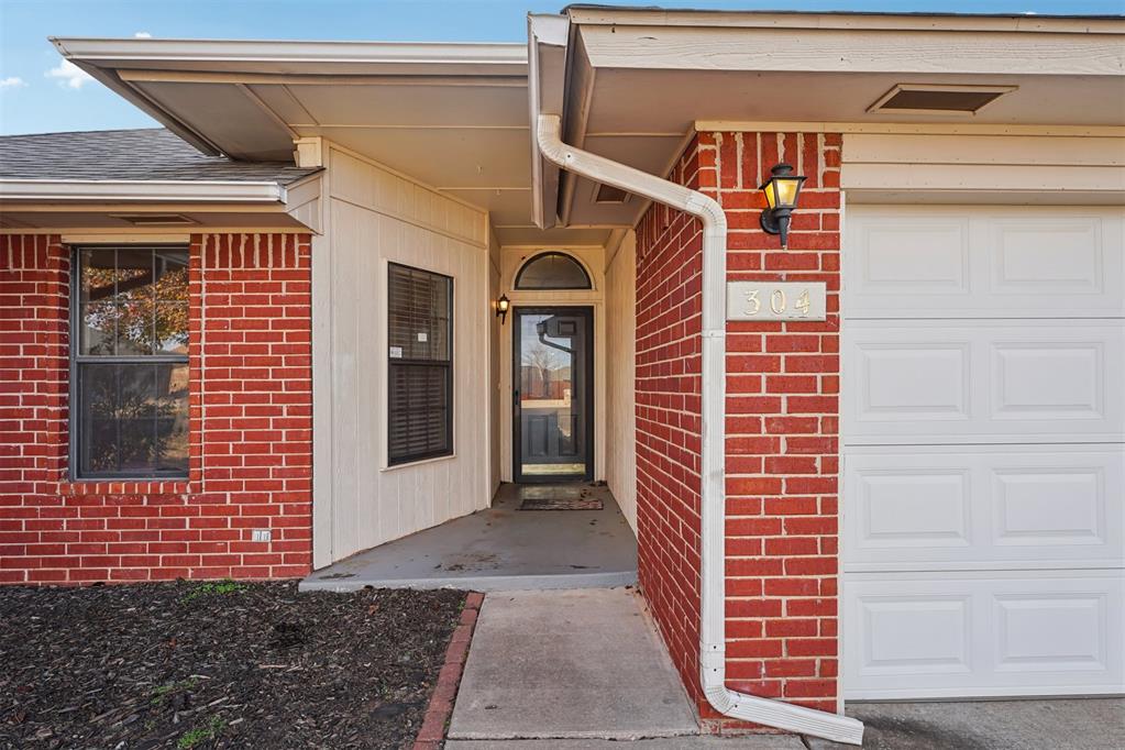 304 Cherokee Court