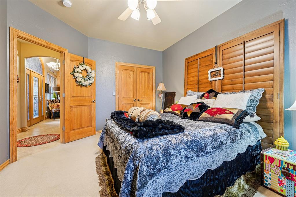 1301 Red Oak Lane
