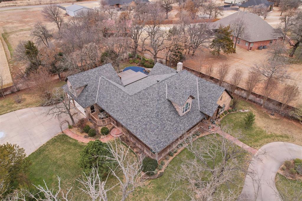 1301 Red Oak Lane