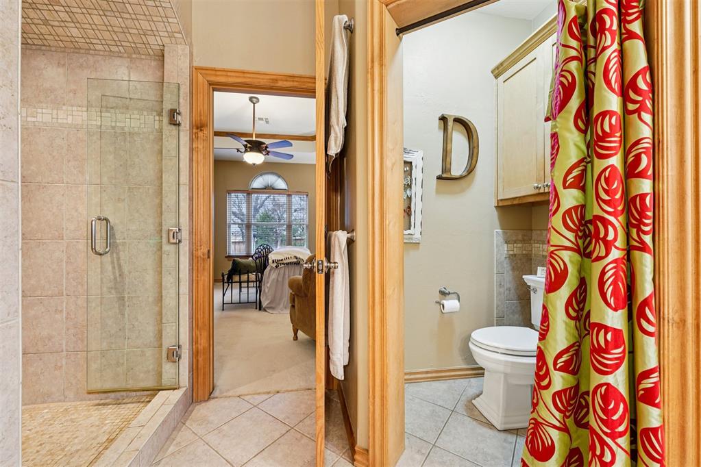 1301 Red Oak Lane