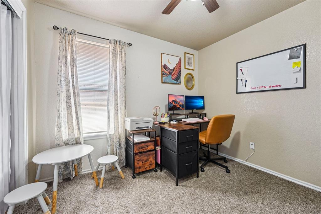 1415 Cherokee Lane