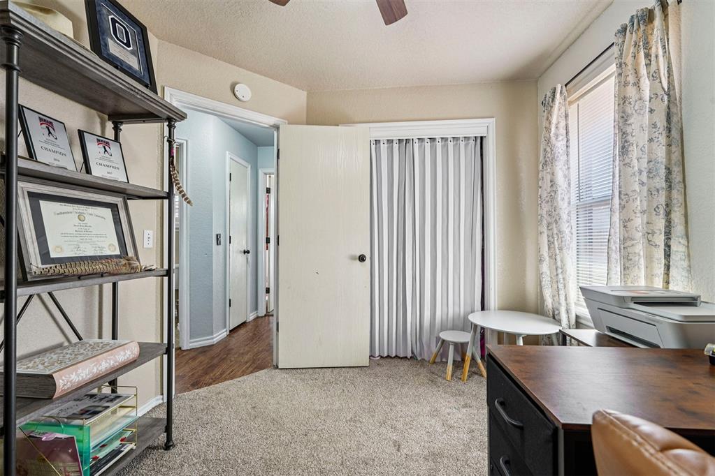 1415 Cherokee Lane