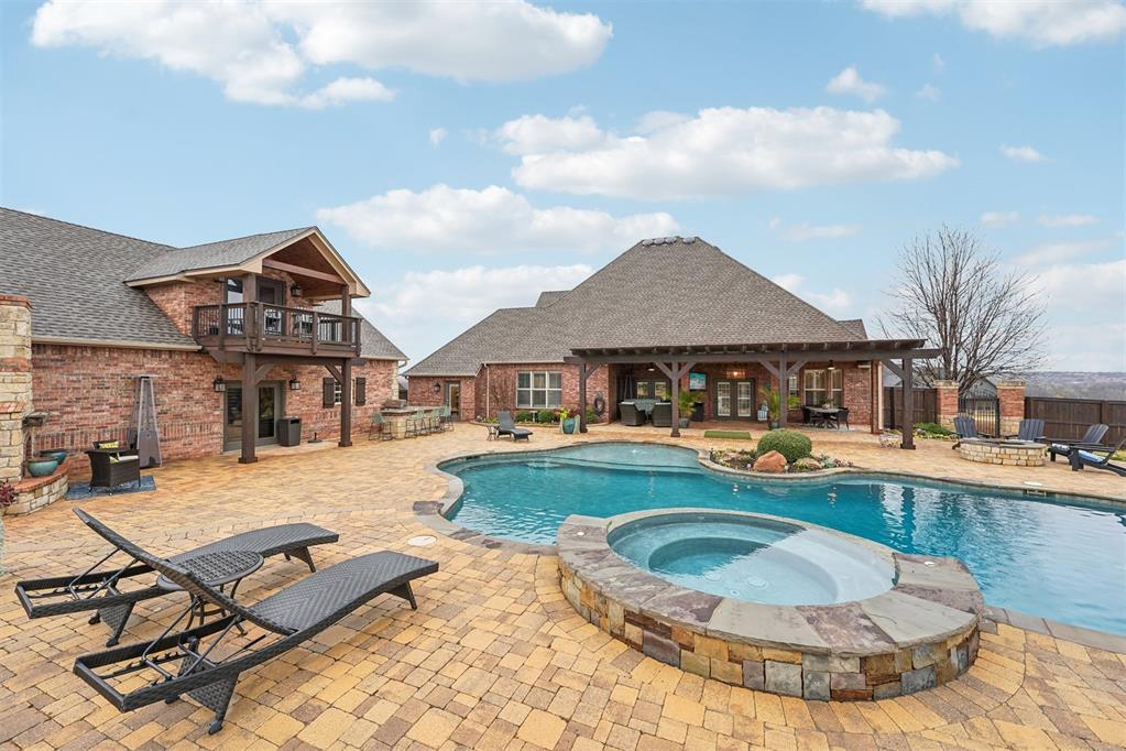 1414 High Ridge Drive