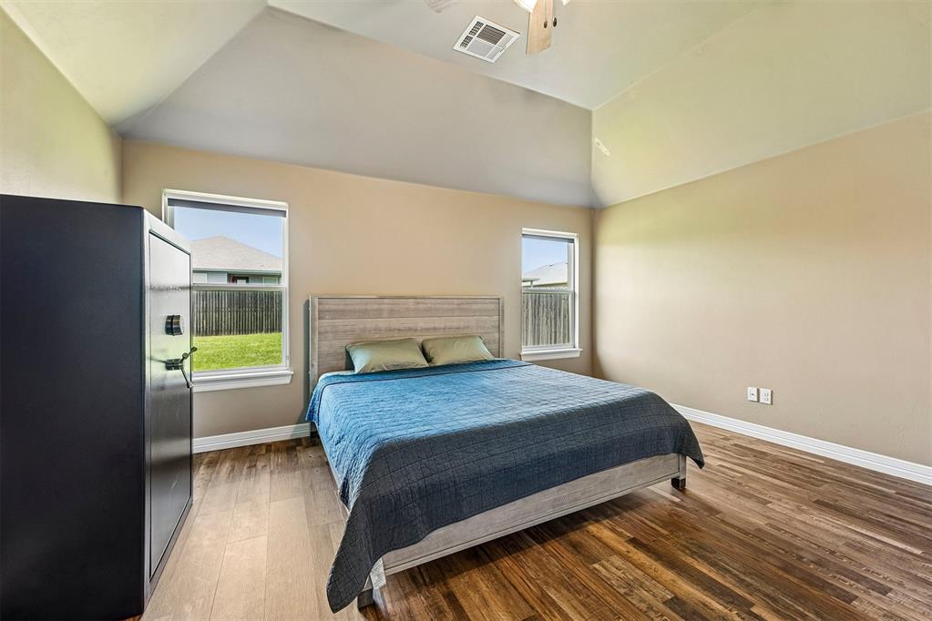 3509 Shutter Ridge Drive