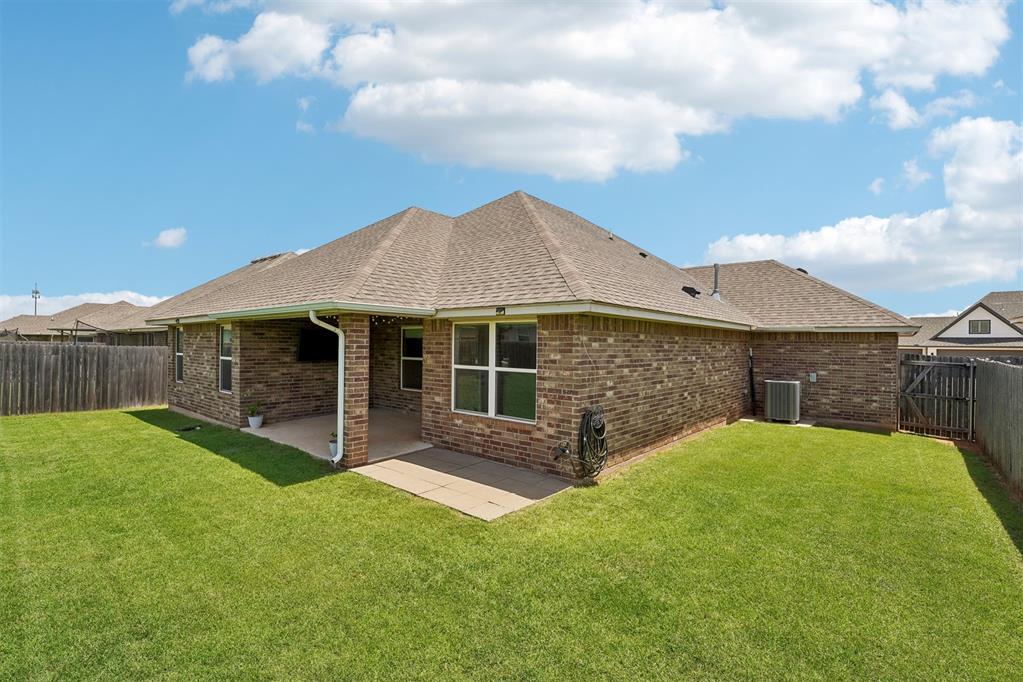 3509 Shutter Ridge Drive
